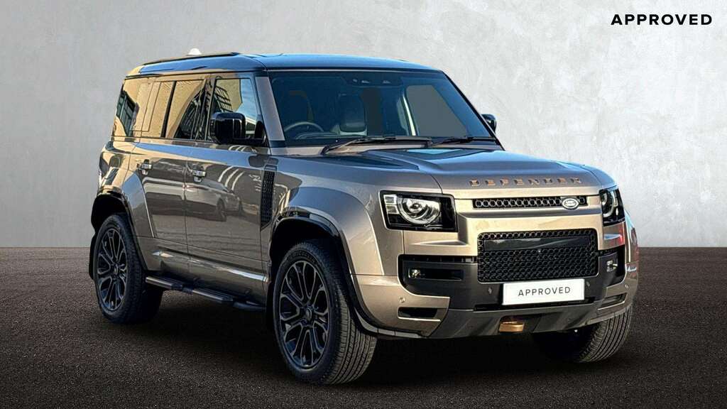Land Rover Defender 110 4.4 P635 Octa 110 2025 Gold
