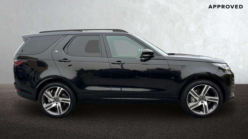 Land Rover Discovery 3.0 D300 Dynamic Hse 2024 KJ73NVY Black #5