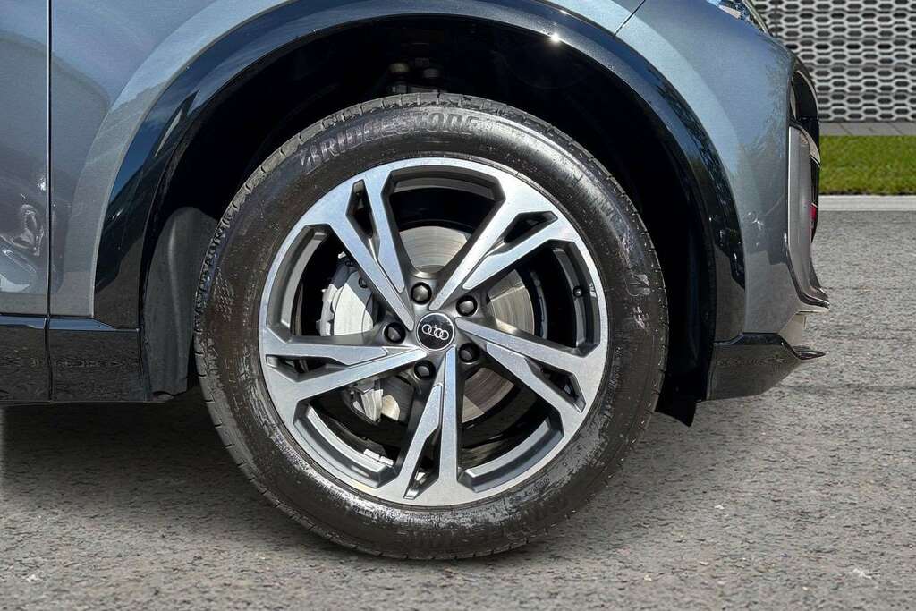 Audi Q6 E-Tron 185Kw 83Kwh S Line 2025 MC25GZB Grey #3