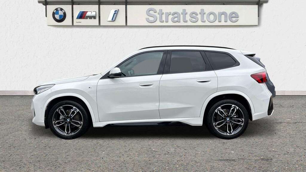 BMW X1 Sdrive 18D M Sport Step 2025 AX25HYZ White #4