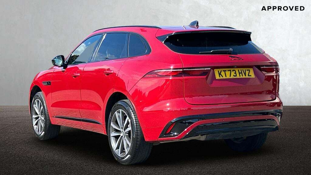 Jaguar F-Pace 2.0 D200 R-dynamic Se Black Awd 2023 KT73HVZ Red #2
