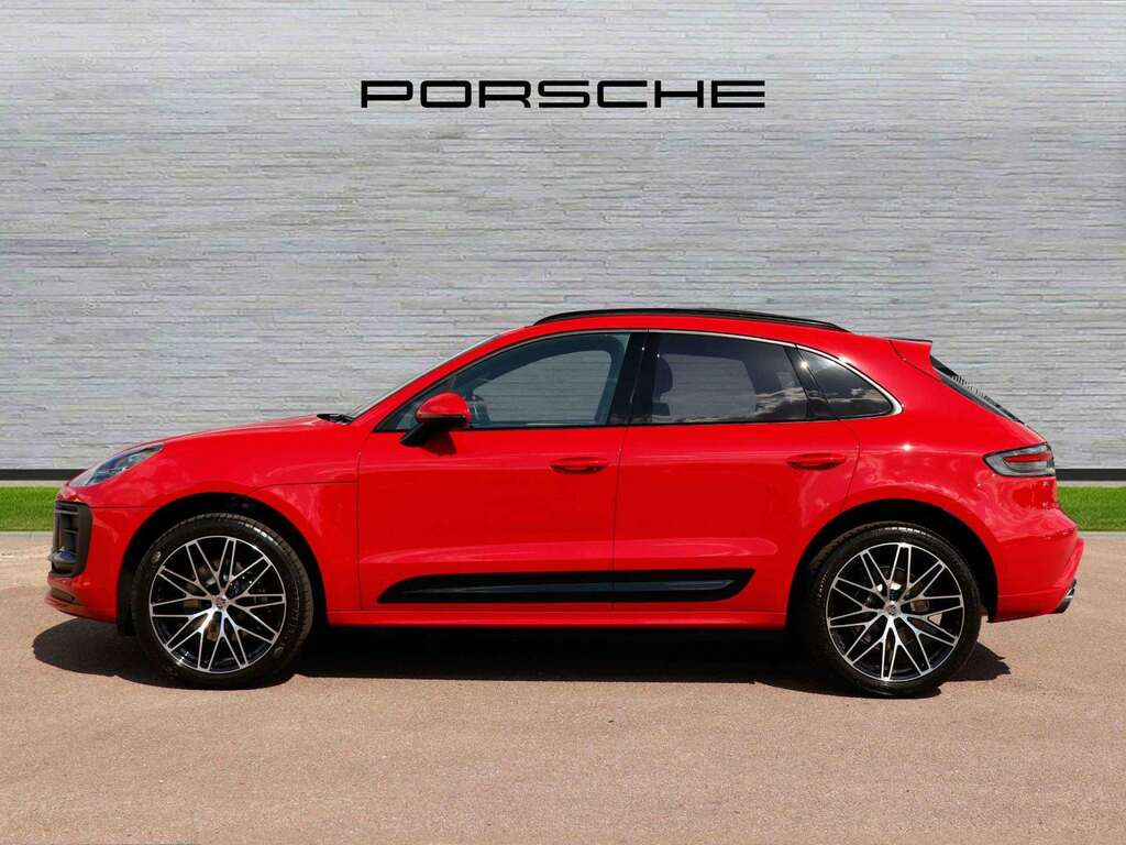 Porsche Macan 2025 Red #6