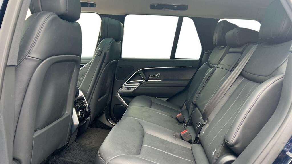 Land Rover Range Rover 3.0 P440e Se 2023 GF72TWP Blue #4
