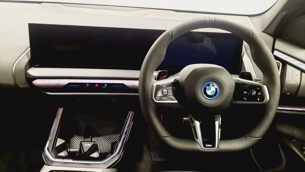 BMW X3 30E Xdrive M Sport 2025 YP75SRO White #5