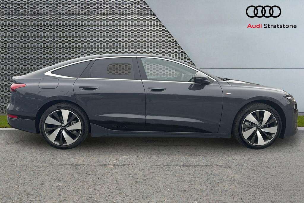 Audi A6 210Kw 83Kwh S Line 2025 BG75FOC Grey #3