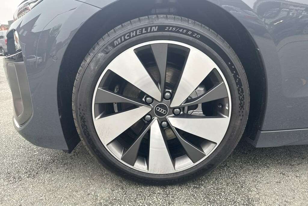 Audi A6 210Kw 83Kwh S Line 2025 BG75FOC Grey #4