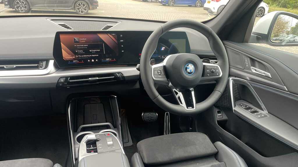 BMW X1 Xdrive 30E M Sport Step 2025 FG75TFV White #5