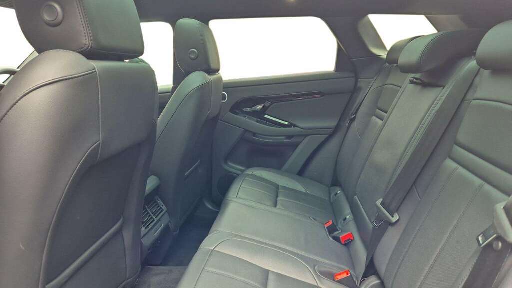 Land Rover Range Rover Evoque 2.0 D200 Dynamic Se 2025 RO25VGV White #4