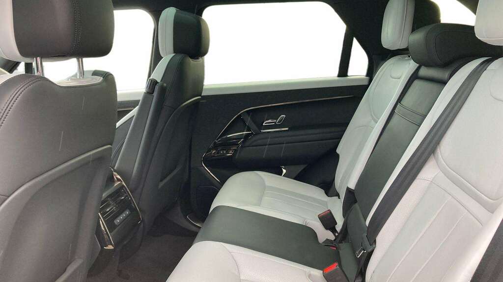 Land Rover Range Rover Sport 3.0 P440e Dynamic Se 2023 YK73UZF Grey #4