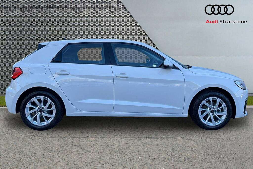 Audi A1 25 Tfsi Sport 2025 MT75AYJ White #4