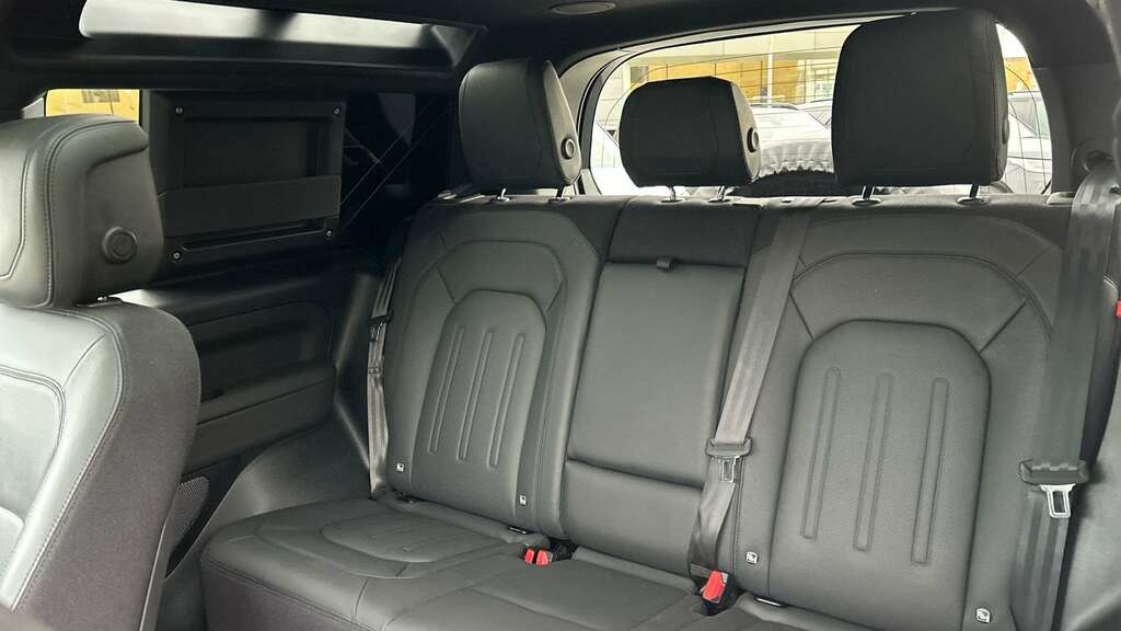 Land Rover Defender 90 3.0 D300 X 90 2022 MW72KJX Grey #4