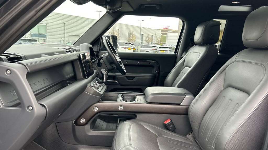 Land Rover Defender 90 3.0 D300 X 90 2022 MW72KJX Grey #3