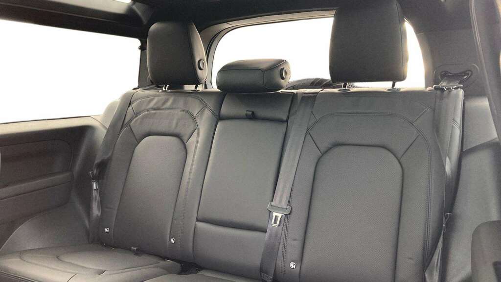 Land Rover Defender 90 3.0 D350 X-dynamic Hse 90 2025 Grey #4