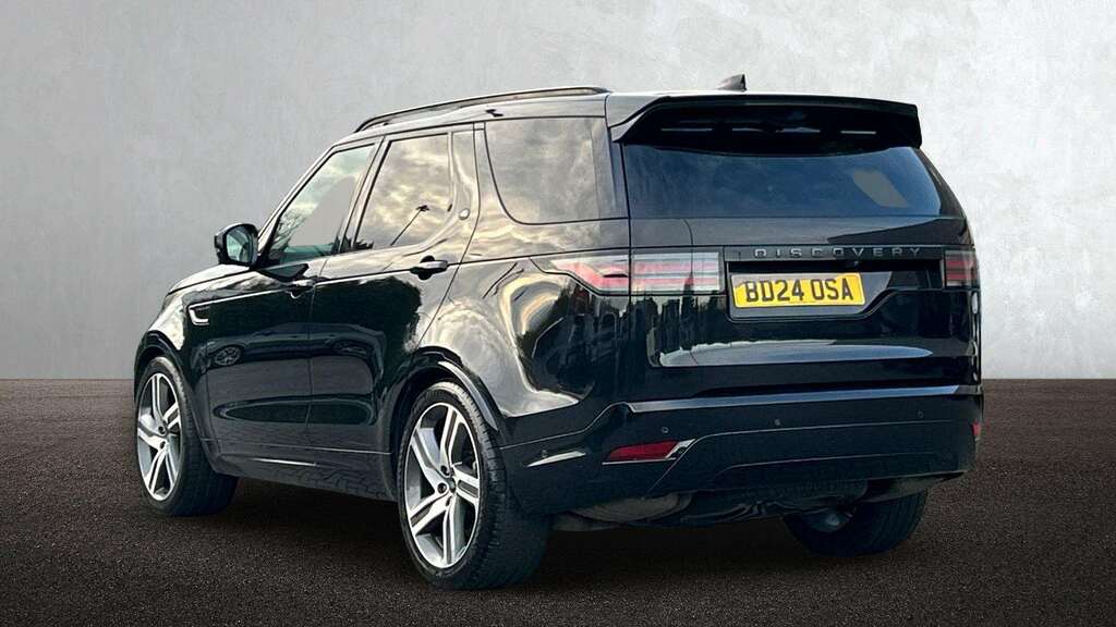 Land Rover Discovery 3.0 D300 Dynamic Hse 2024 BD24OSA Black #2