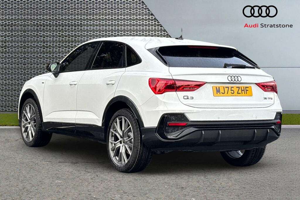 Audi Q3 35 Tfsi Black Edition S Tronic 20 Alloy 202 MJ75ZHF White #3