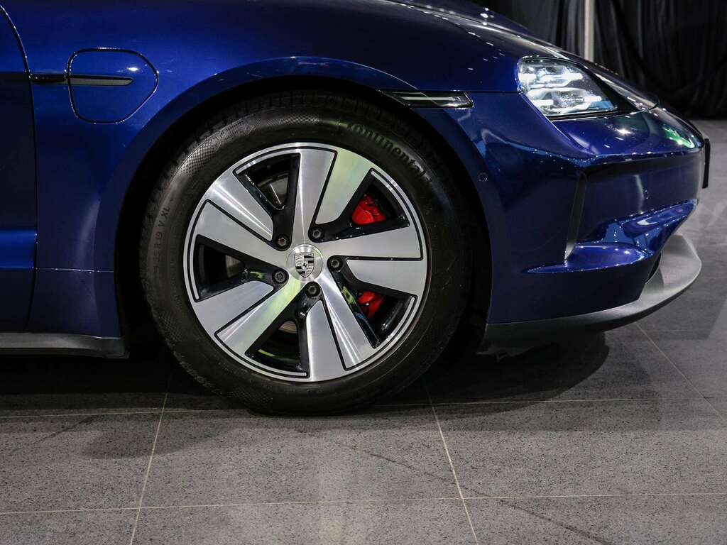 Porsche Taycan 4S 2024 DW24HBY Blue #6