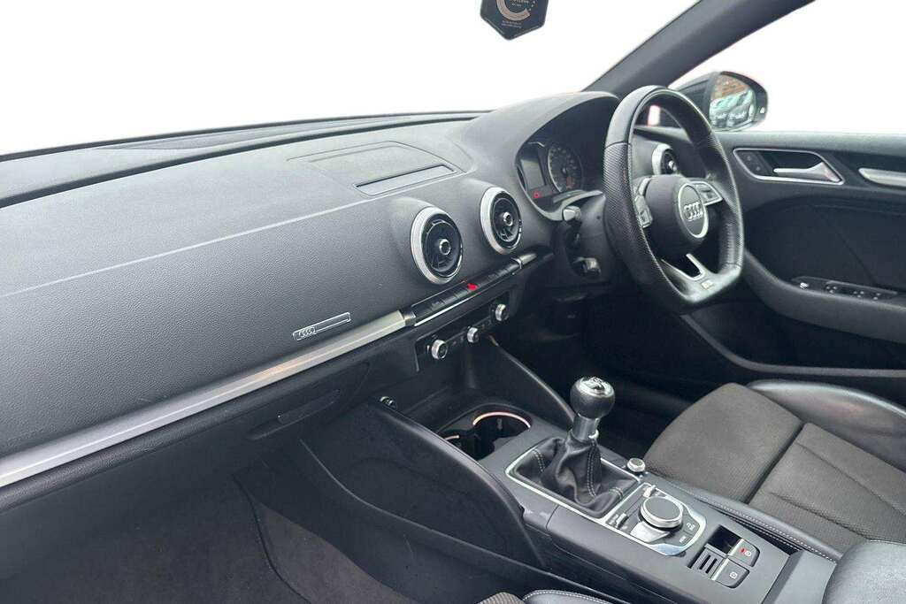Audi A3 30 Tdi 116 Black Edition 2020 MV70ZWM Black