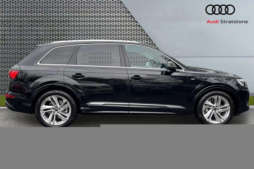 Audi Q7 55 Tfsi Quattro S Line Tiptronic 2025 LN75KZJ #4