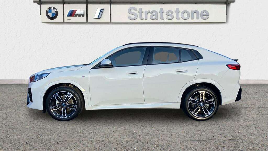 BMW iX2 150Kw Edrive20 M Sport 65Kwh 2025 GF75MUO White #4