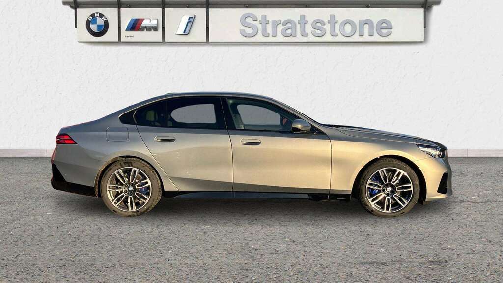 BMW i5 250Kw Edrive40 M Sport 84Kwh 2025 GF75NXC Grey #3