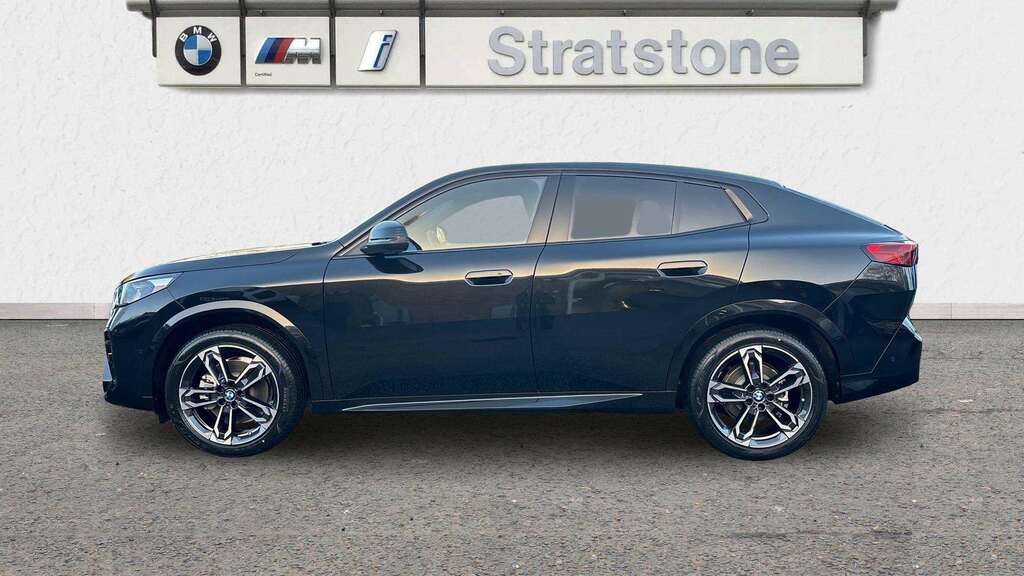 BMW iX2 230Kw Xdrive30 M Sport 65Kwh 2025 AX75BXC Black #4