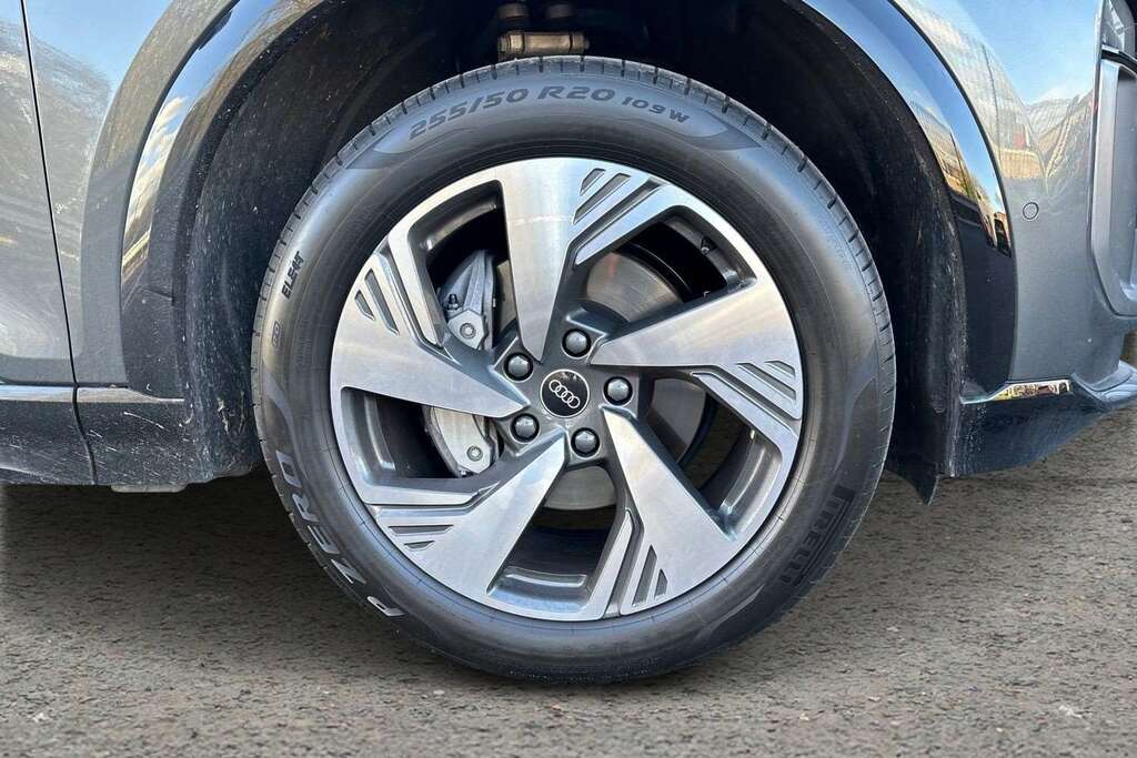 Audi Q6 E-Tron 185Kw 83Kwh Sport 2025 MA75XKK Grey #5