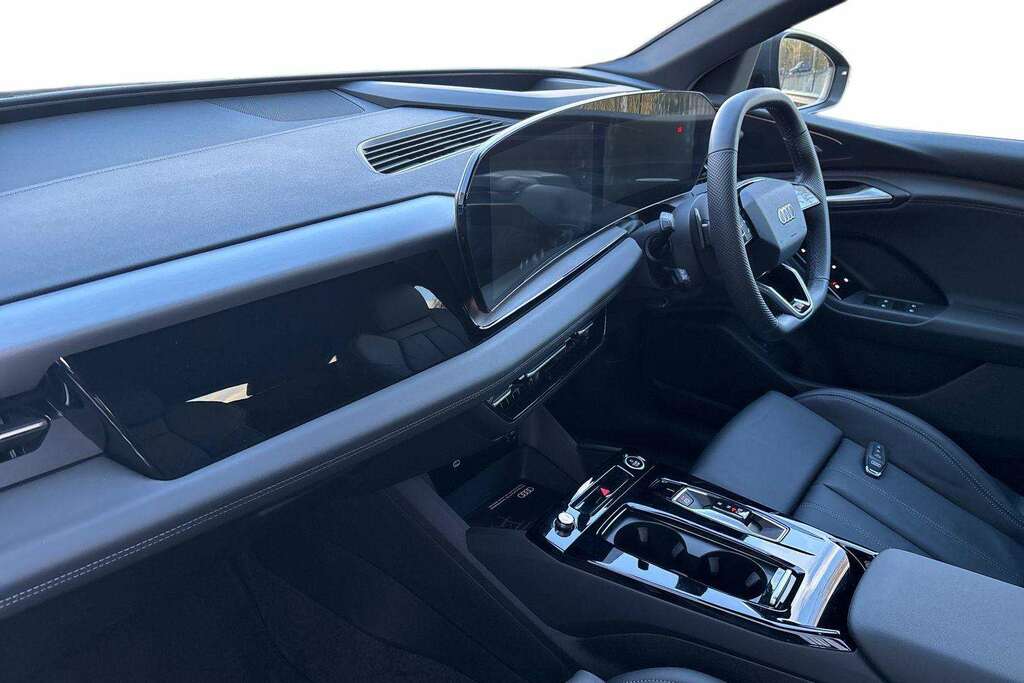Audi Q6 E-Tron 185Kw 83Kwh Sport 2025 MA75XKK Grey #2