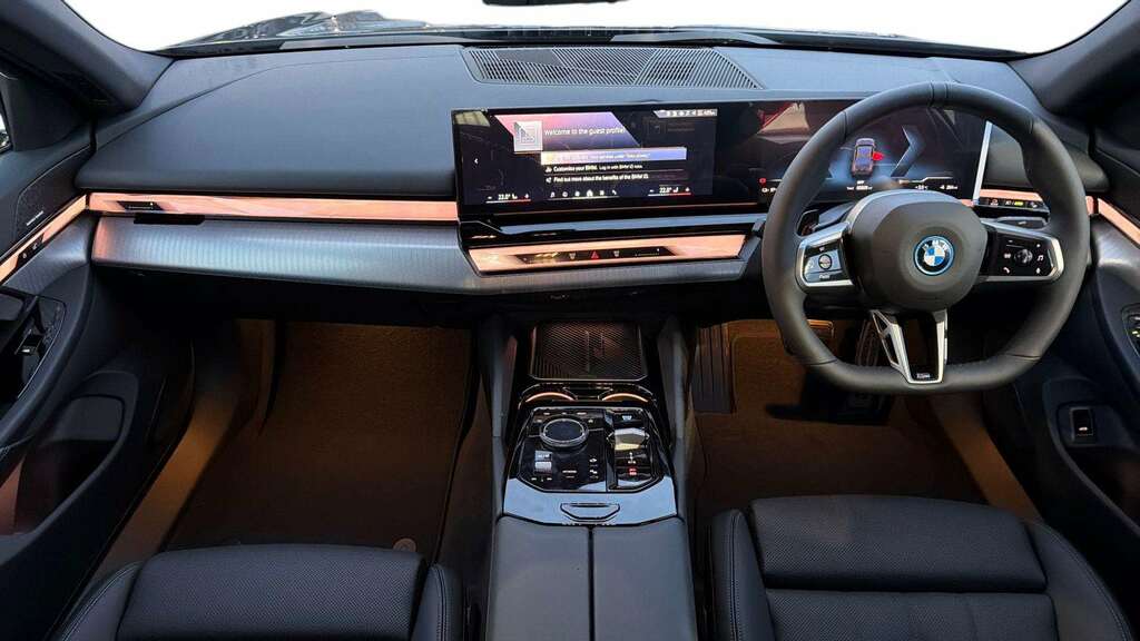 BMW i5 250Kw Edrive40 M Sport 84Kwh 2025 YJ75GFN Grey #5