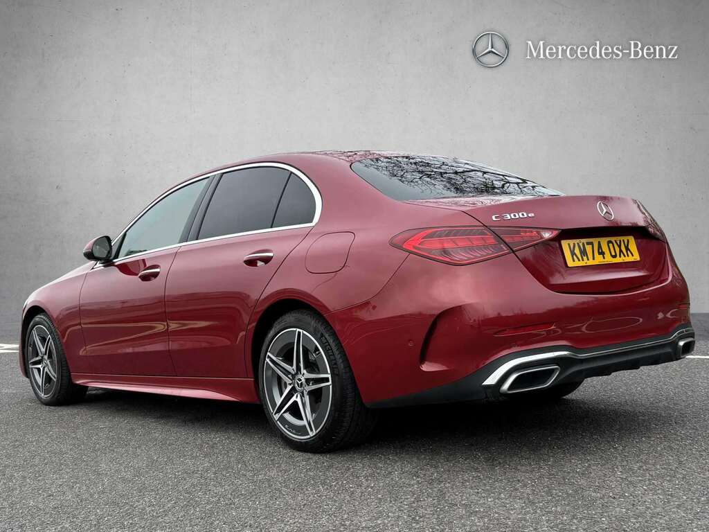 Mercedes-Benz C Class C300e Amg Line Premium 9G-tronic 2024 KM74OXK Red #2