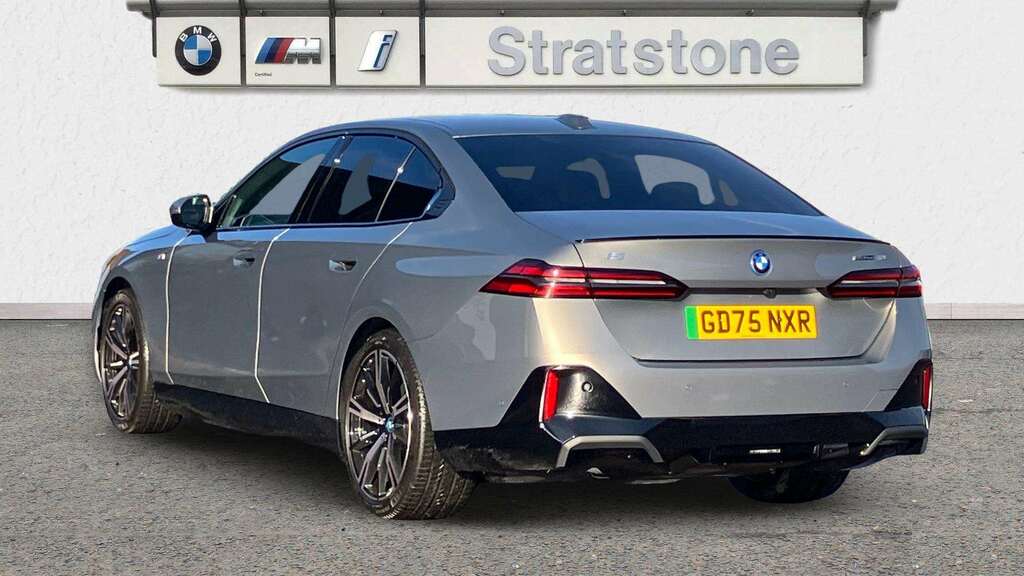 BMW i5 250Kw Edrive40 M Sport Pro 84Kwh 2025 GD75NXR Grey #2