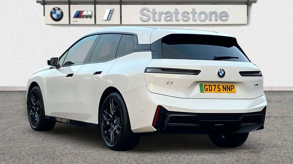 BMW iX 300Kw Xdrive45 M Sport 101Kwh 2025 GD75NNP White #2