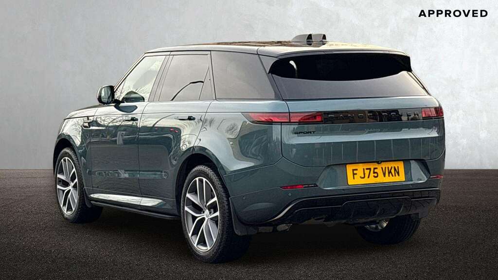 Land Rover Range Rover Sport 3.0 D350 2025 FJ75VKN Green #2