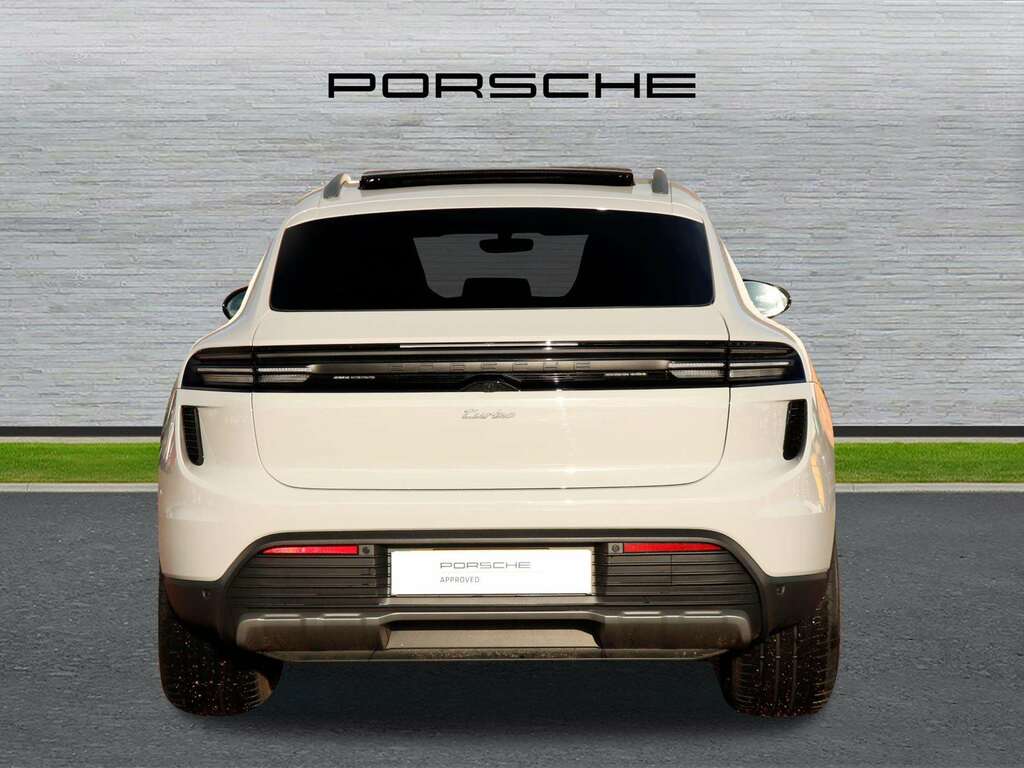 Porsche Macan Turbo 2026 EF75BGU #4