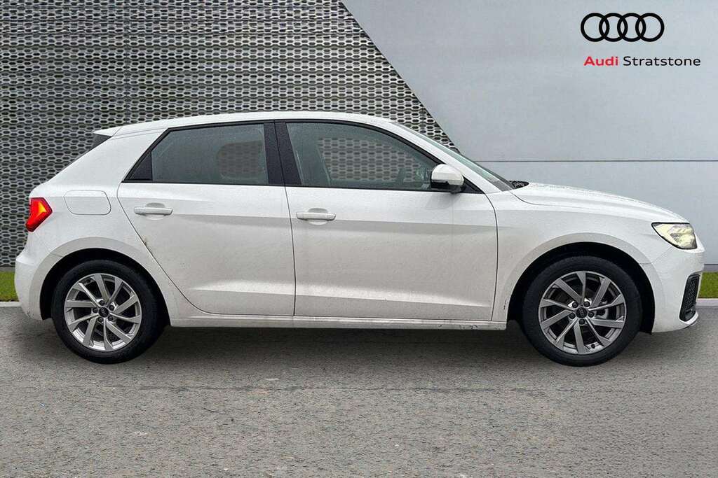 Audi A1 25 Tfsi Sport 2025 MV75LWP White #4