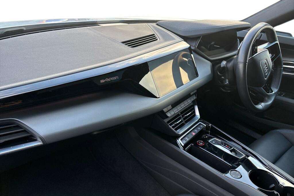 Audi E Tron GT 390Kw Quattro 93Kwh 2022 KM72BWL White #2
