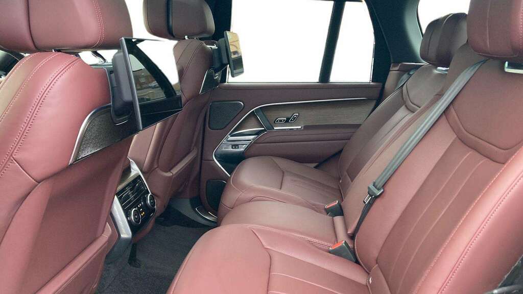 Land Rover Range Rover 3.0 P400 2025 #4