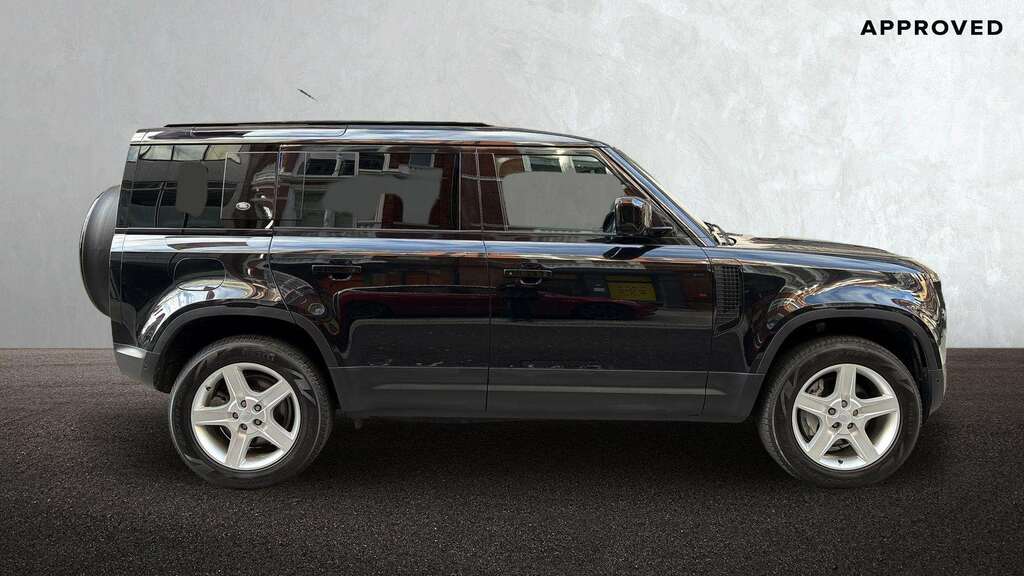 Land Rover Defender 110 3.0 D300 Hse 110 2022 LJ72XRA Black #5