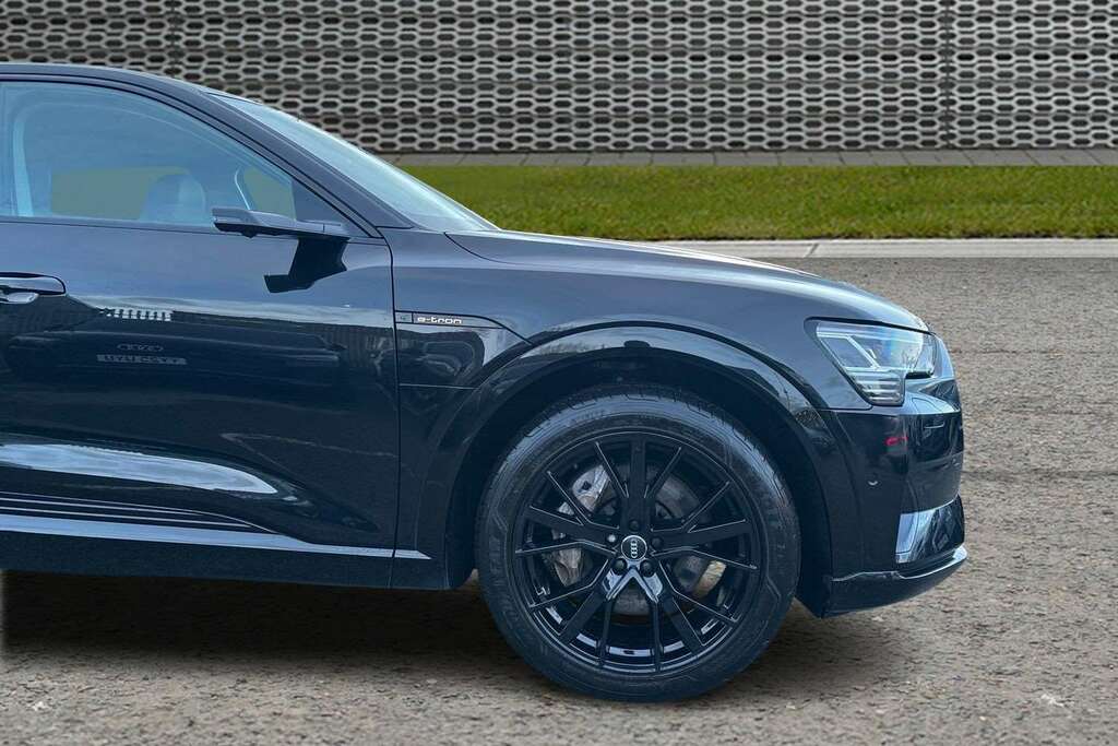 Audi E-tron 300Kw 55 Quattro 95Kwh Launch Edition 202 YA69OFR Black #5