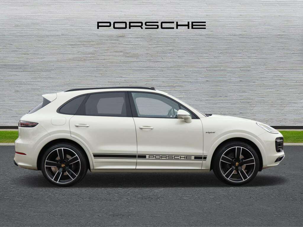 Porsche Cayenne E-hybrid Platinum Edition Tiptronic S 2022 EF72OMD Grey #2