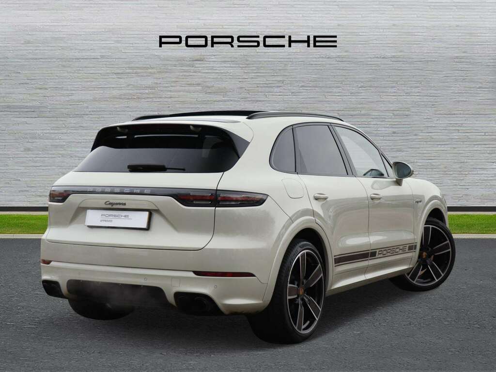 Porsche Cayenne E-hybrid Platinum Edition Tiptronic S 2022 EF72OMD Grey #3