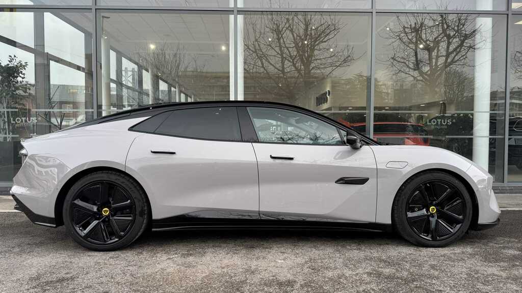 Lotus Emeya 675Kw R 102Kwh 2025 Grey #2