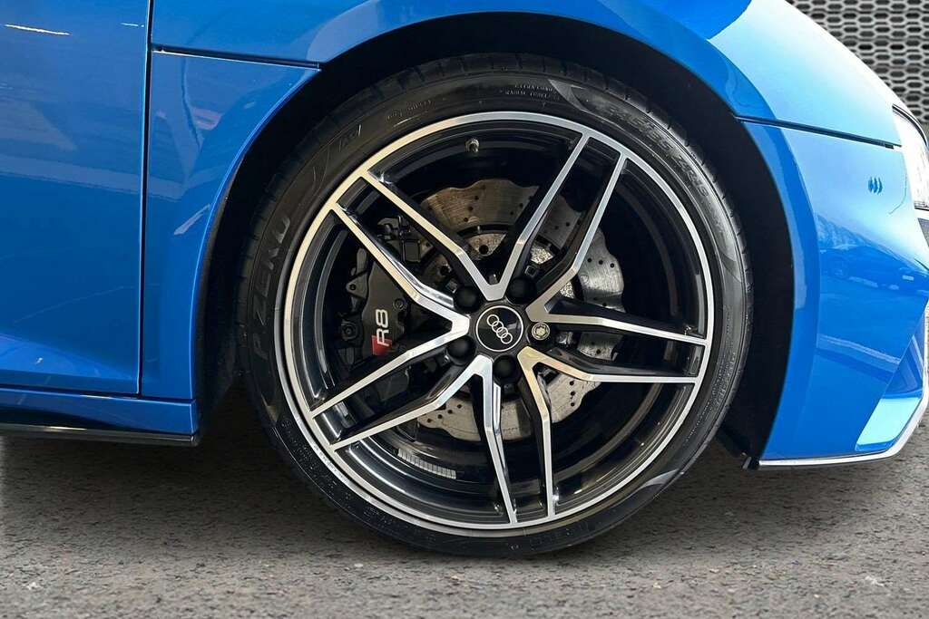 Audi R8 5.2 Fsi 570 V10 Performance S Tronic Rwd 202 Blue #5