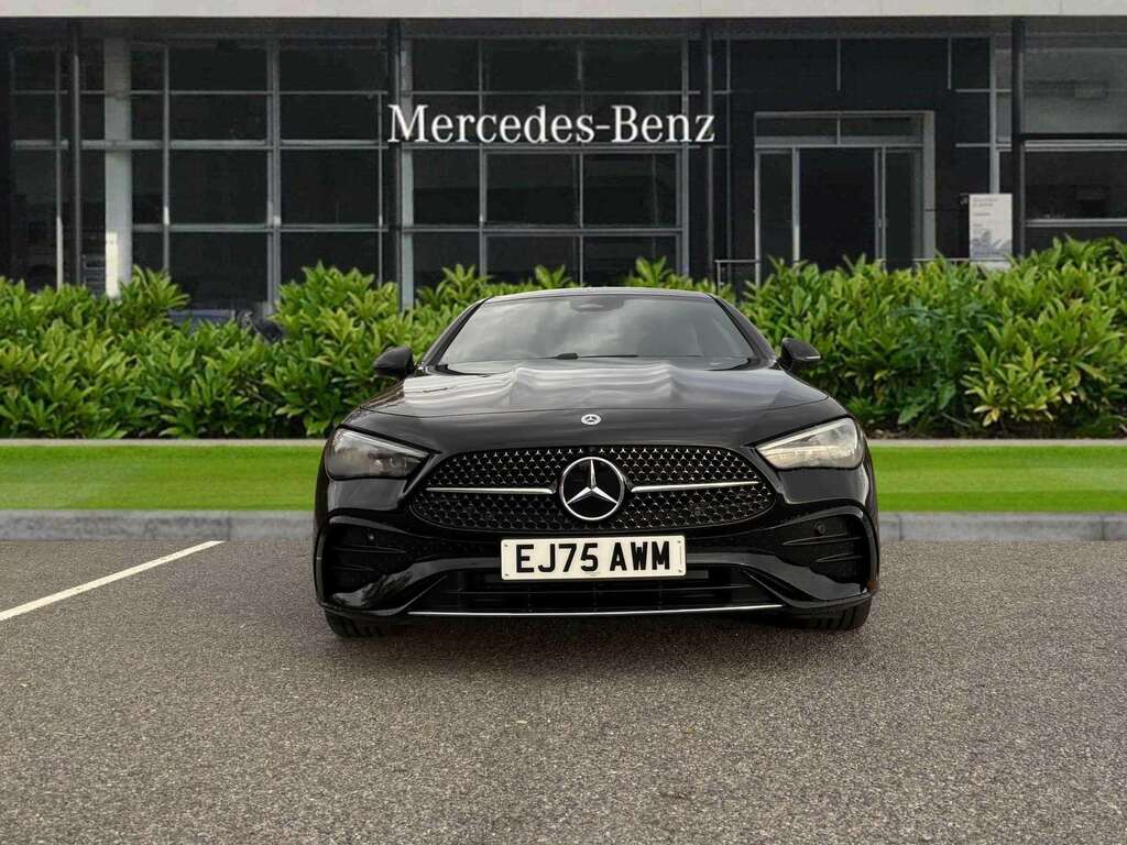 Mercedes-Benz CLE Class 220D Amg Line Premium 9G-tronic 2025 Black #4