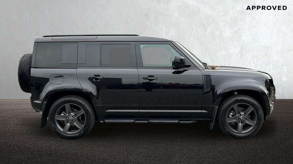 Land Rover Defender 110 3.0 D250 X-dynamic Se 110 2024 FJ74XPB Black #5