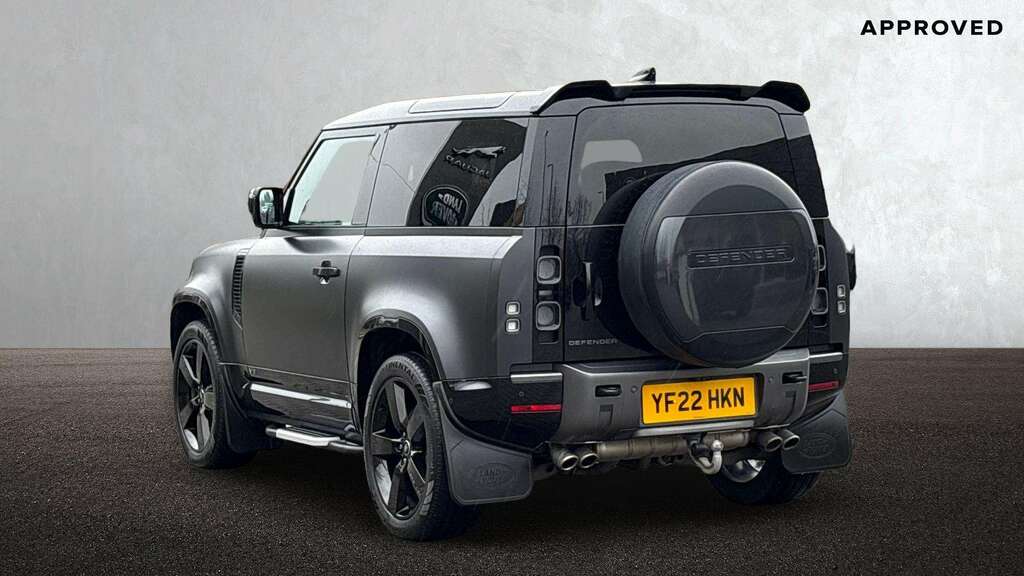 Land Rover Defender 90 5.0 P525 V8 Carpathian Edition 90 2022 YF22HKN Grey #2