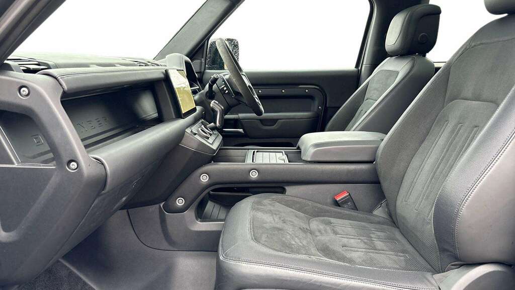 Land Rover Defender 90 5.0 P525 V8 Carpathian Edition 90 2022 YF22HKN Grey #3