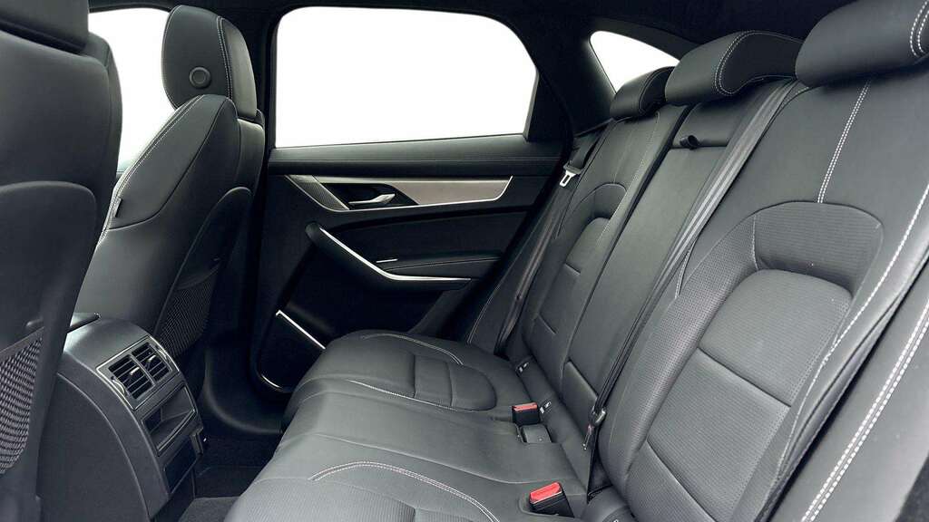 Jaguar F-Pace 3.0 D300 R-dynamic Hse Black Awd 2024 FX24UHW Grey #4