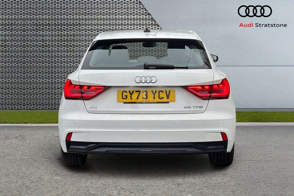 Audi A1 25 Tfsi Sport 2023 GY73YCV White #6
