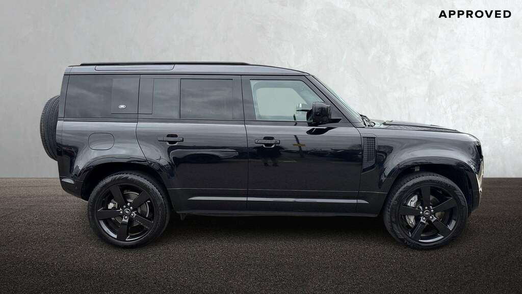 Land Rover Defender 110 3.0 D300 X-dynamic Se 110 2024 KO73RXG Black #5