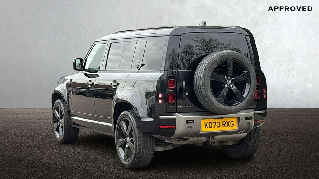 Land Rover Defender 110 3.0 D300 X-dynamic Se 110 2024 KO73RXG Black #2